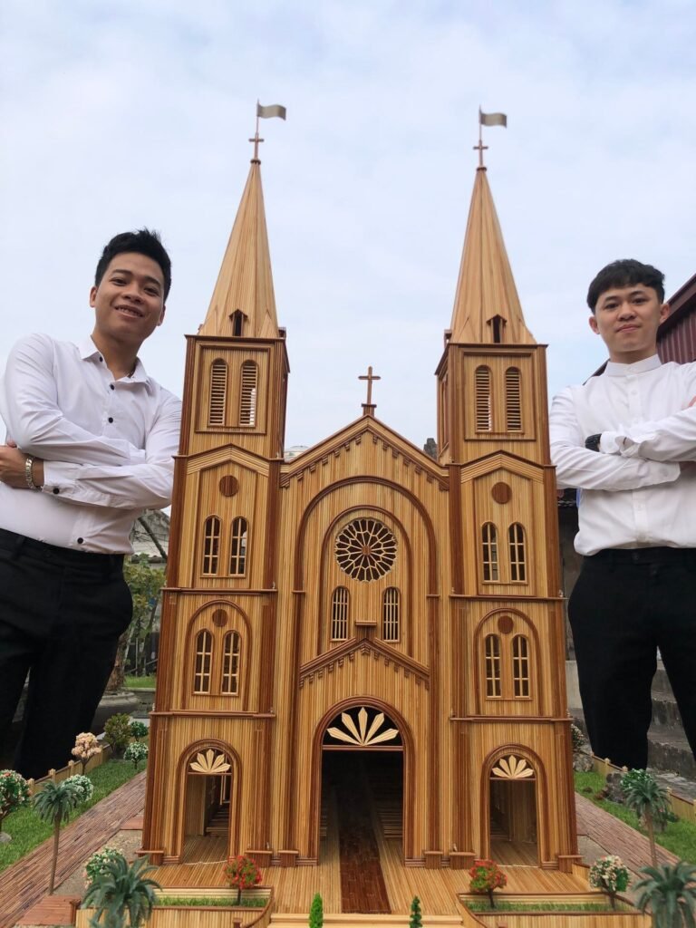 MÔ HÌNH TĂM TRE THÁNH ĐƯỜNG GIÁO XỨ TÌNH YÊU VÀ ĐAM MÊ