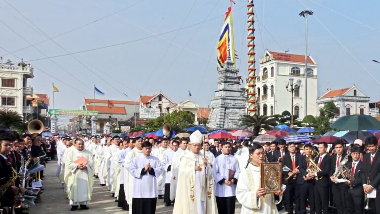 Giáo phận Bùi Chu long trọng bước vào Năm Thánh 