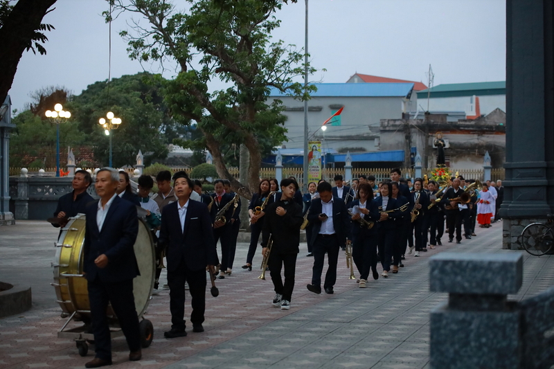 Read more about the article Giáo xứ Bách Tính mừng lễ thánh Gioan Bosco