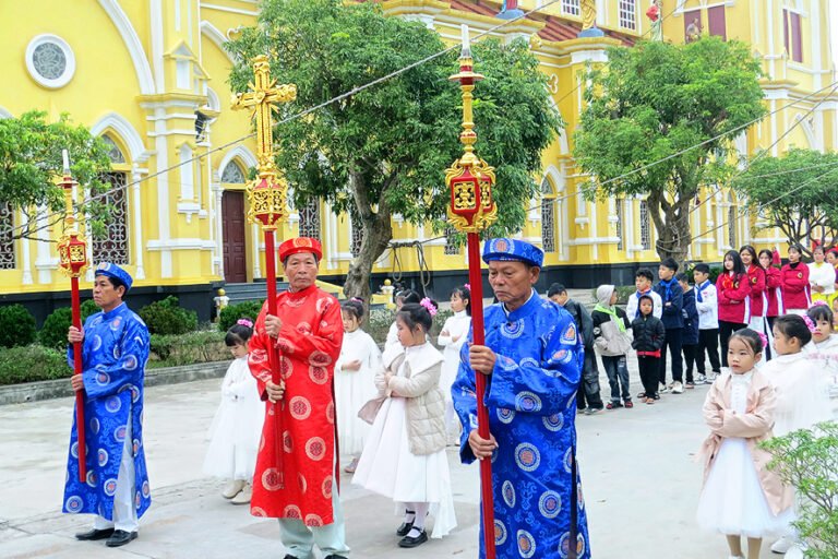 Tuần chầu lượt giáo xứ Thuận Thành