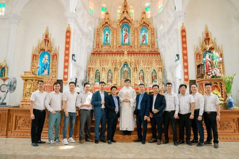 Nhóm Truyền thông Quần Phương – Ninh Cường mừng lễ Truyền tin