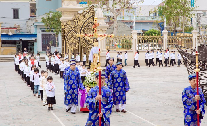 Read more about the article Ba họ thuộc xứ Đại Đồng hành hương Năm Thánh