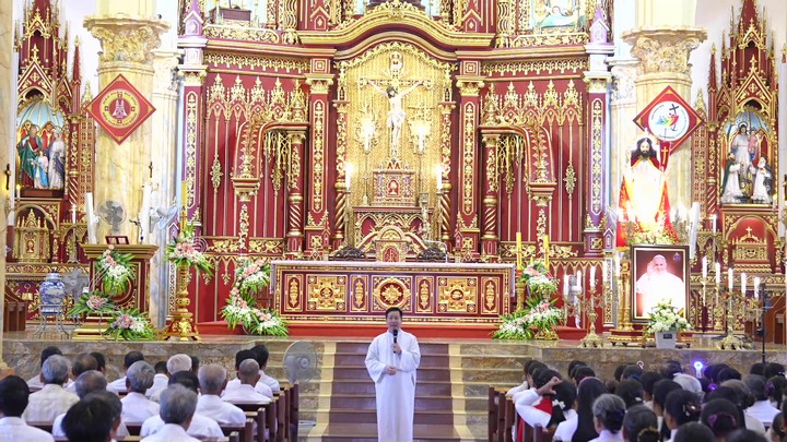 Read more about the article Cộng đoàn LTX Chúa hạt Đại Đồng mừng bổn mạng