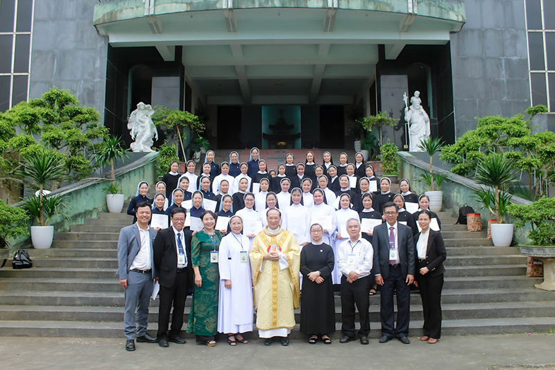 Read more about the article Liên tu sĩ Giáo phận: Khoá học Billings