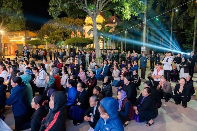 Tuần lễ Hồng, Hoà Định năm nay rất khác!