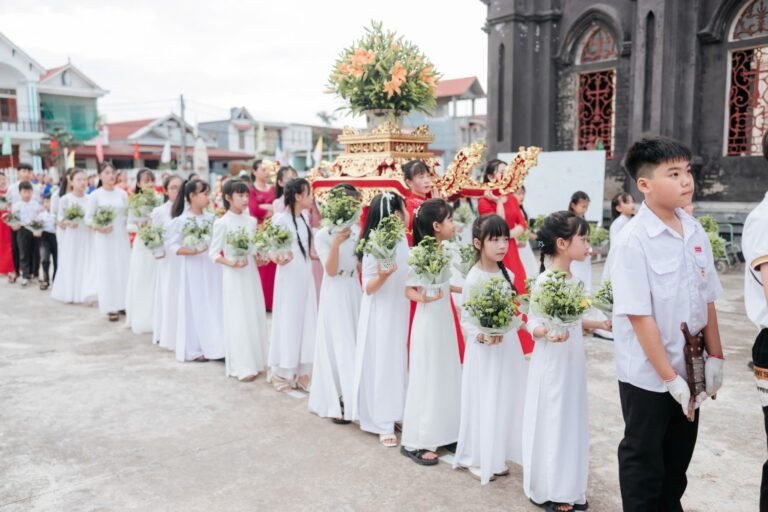 Nam Điền mừng thánh Giuse và tôn vinh Mẹ