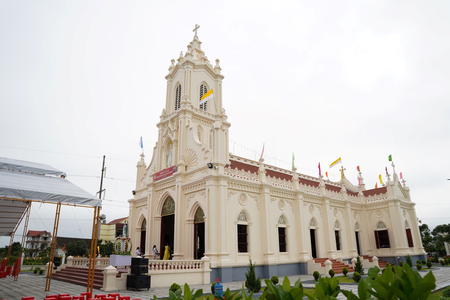 Read more about the article Thánh lễ tạ ơn khánh thành nhà thờ họ Đông Mỹ