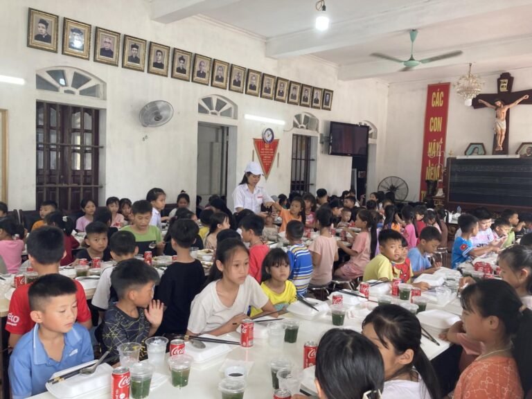 Thiếu nhi Nam Điền bước vào kỳ hè