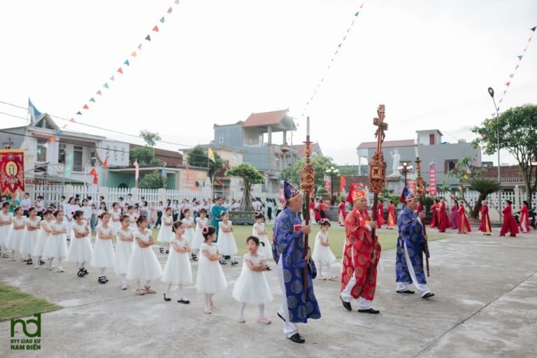 Nam Điền mừng lễ thánh Giuse Trần Văn Tuấn