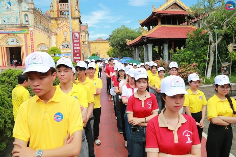SVCG Bùi Chu Nam Định hành hương Năm thánh