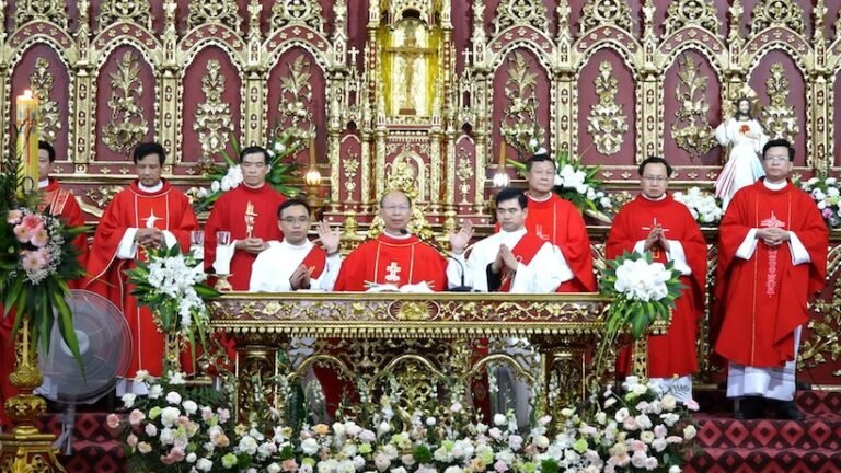 Tuần chầu lượt giáo xứ Tân Châu