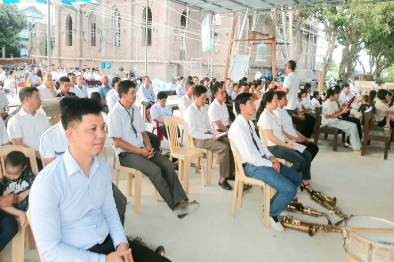Read more about the article Giáo họ Cầu Chanh niềm vui ngày lễ Quan Thầy