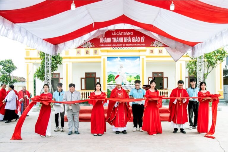 Giáo họ Hạ Linh chan chứa hồng ân