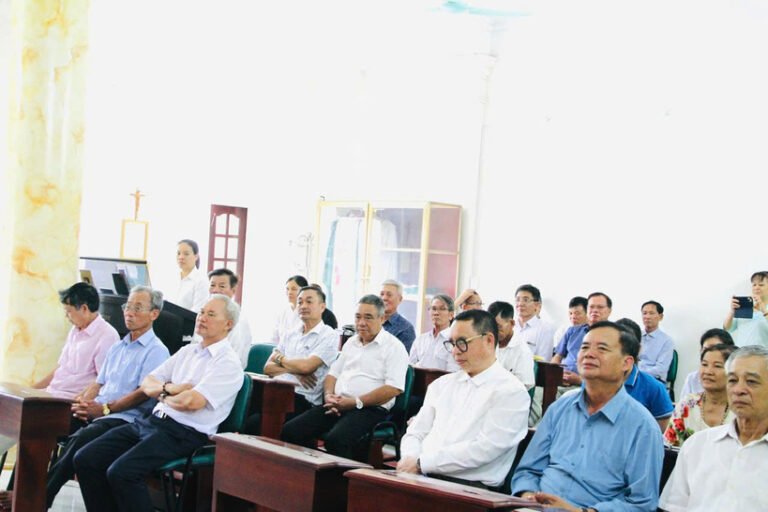 Ban Loan báo Tin Mừng: Tuần tĩnh tâm với Chúa