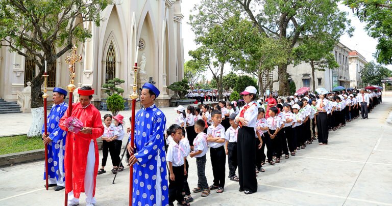 Giáo xứ Thanh Thủy hành hương Năm Thánh
