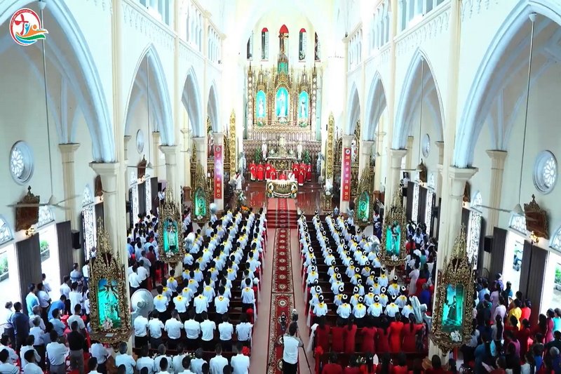 Read more about the article Niềm vui ngày hồng phúc Thêm Sức