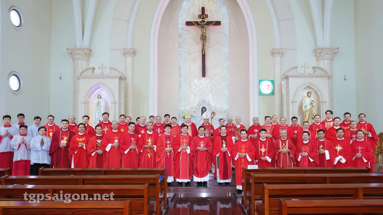 Read more about the article Nhịp sống Giáo hội Việt Nam số 36 (26/8 – 01/9/2025): Khai giảng năm học mới – Thường huấn liên tu sĩ – Ngày khuyến học