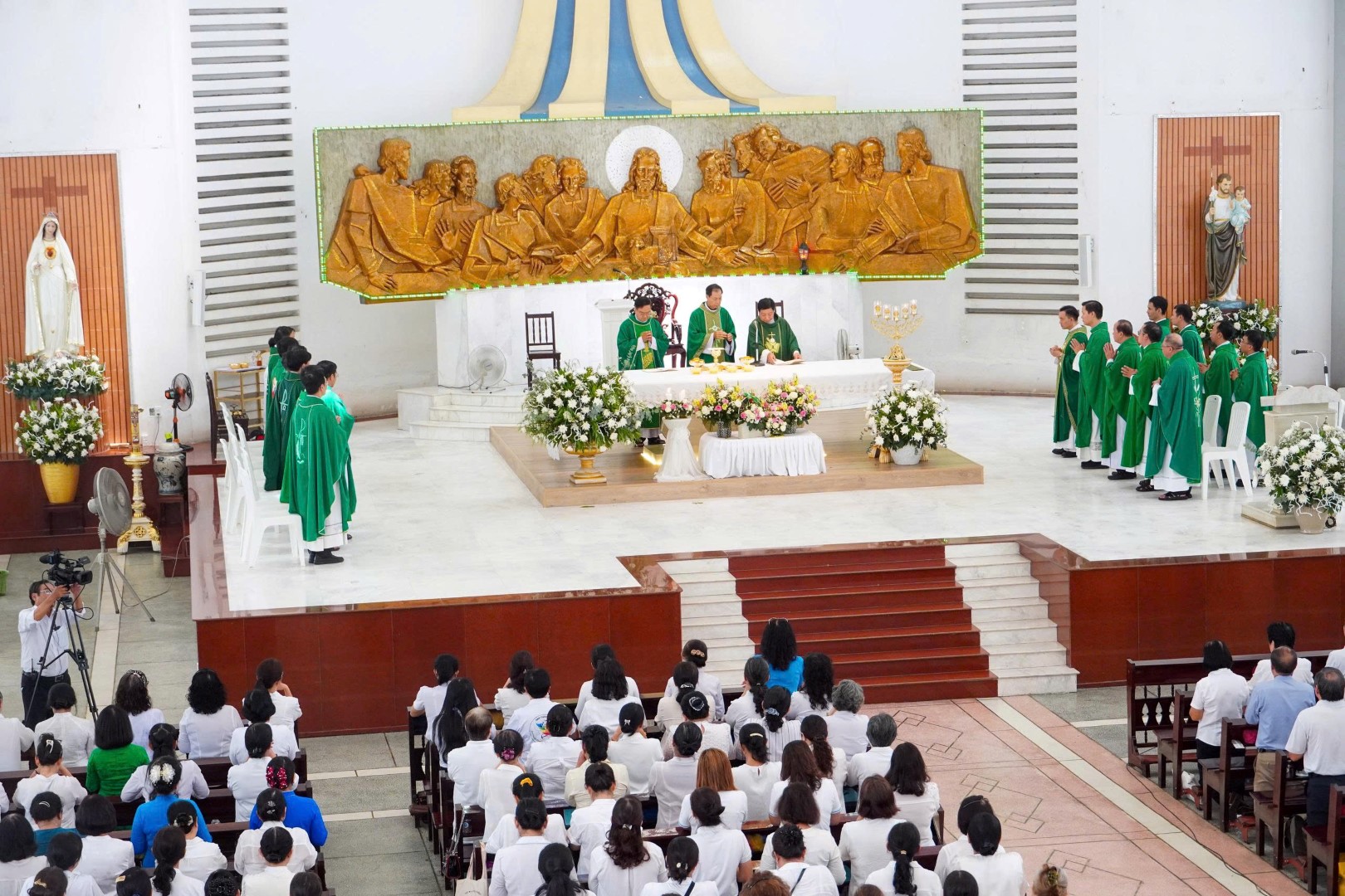 Read more about the article Giáo hạt Tân Sơn Nhì thường huấn lần 3 năm 2025