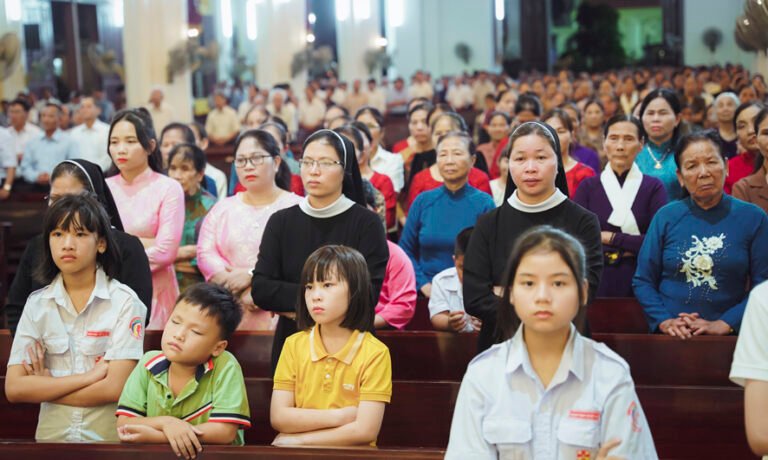 Ban Bác ái Giáo xứ Kiên Lao mừng bổn mạng