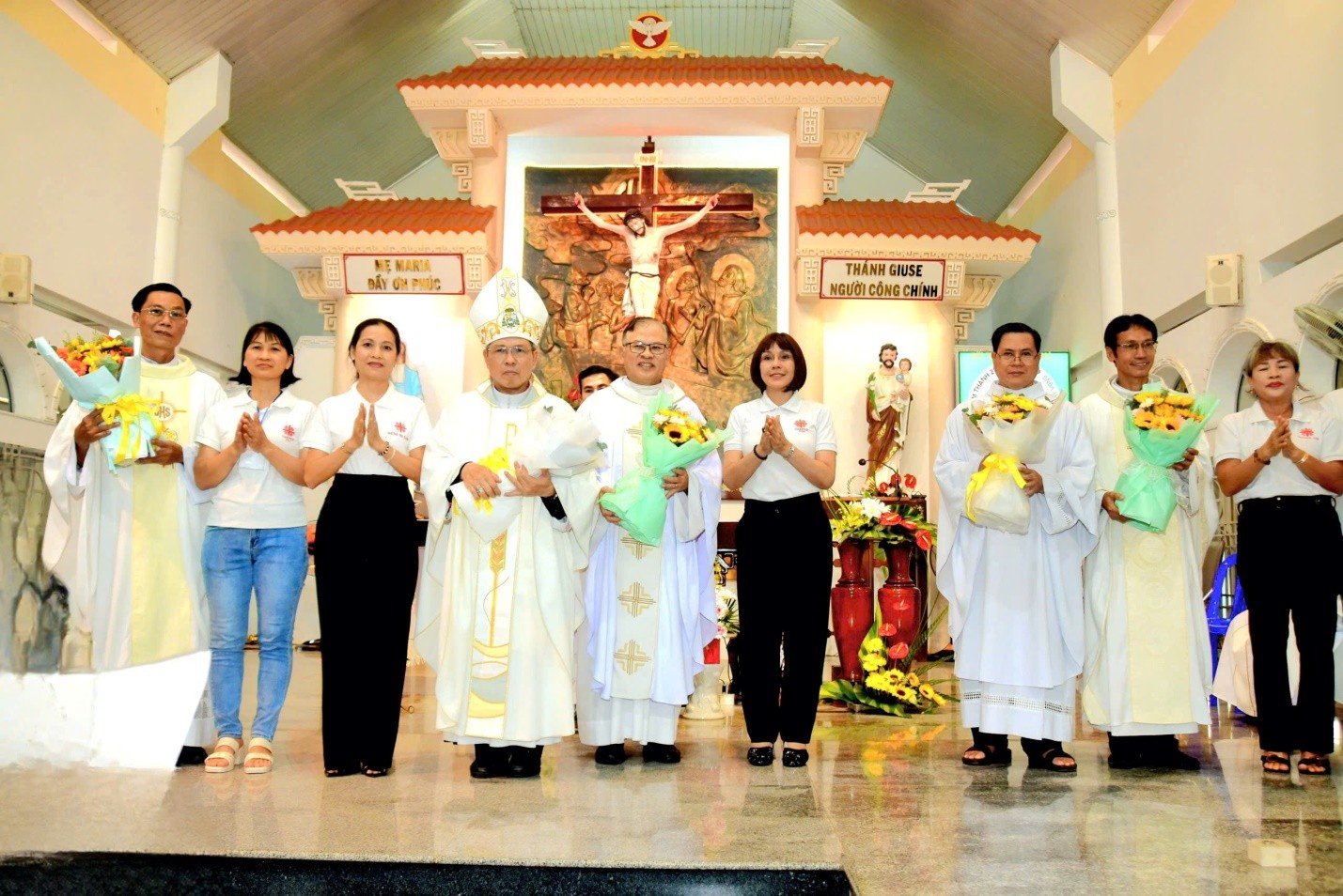 Read more about the article Liên giáo hạt Thủ Thiêm – Thủ Đức: Mừng bổn mạng Caritas với lòng nhiệt thành phục vụ