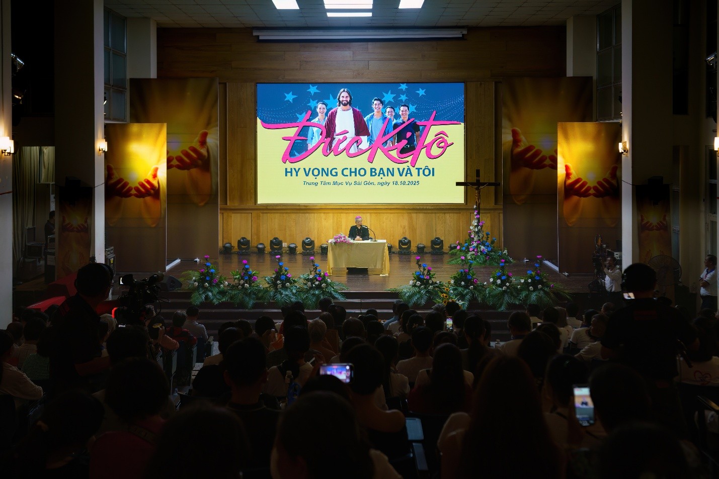 Read more about the article Chương trình Khánh nhật Truyền giáo 2025: “Đức Kitô – Hy vọng cho Bạn và Tôi.”