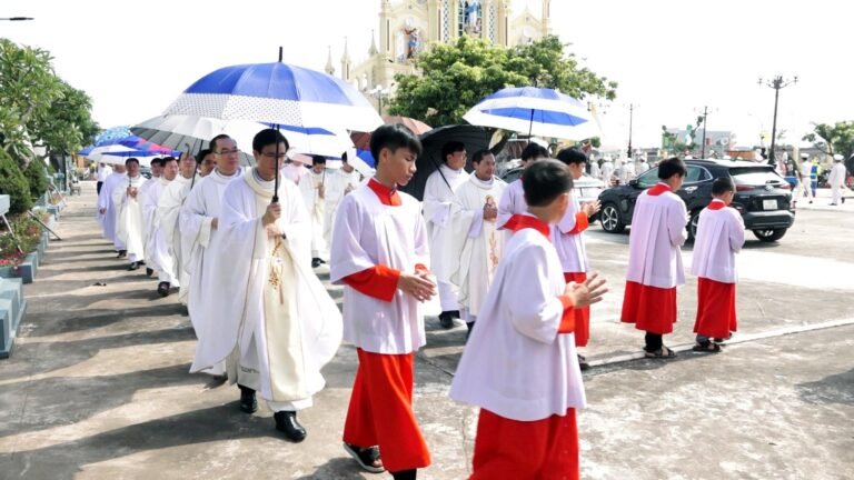 Duyên Thọ, niềm vui chầu Chúa Giêsu Thánh Thể