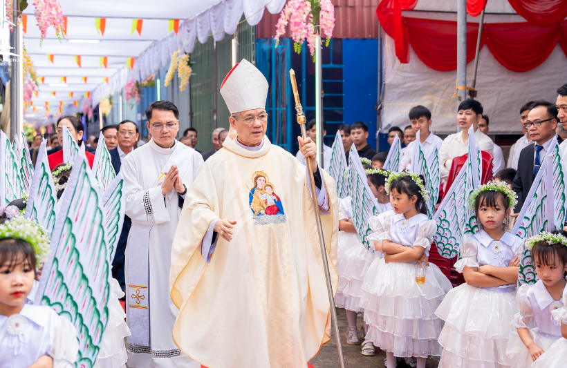 Read more about the article Giáo xóm An Nhân – Trung Lao khánh thành nguyện đường