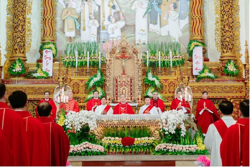 Read more about the article Quần Phương: Lễ kính các thánh Tử Đạo Việt Nam