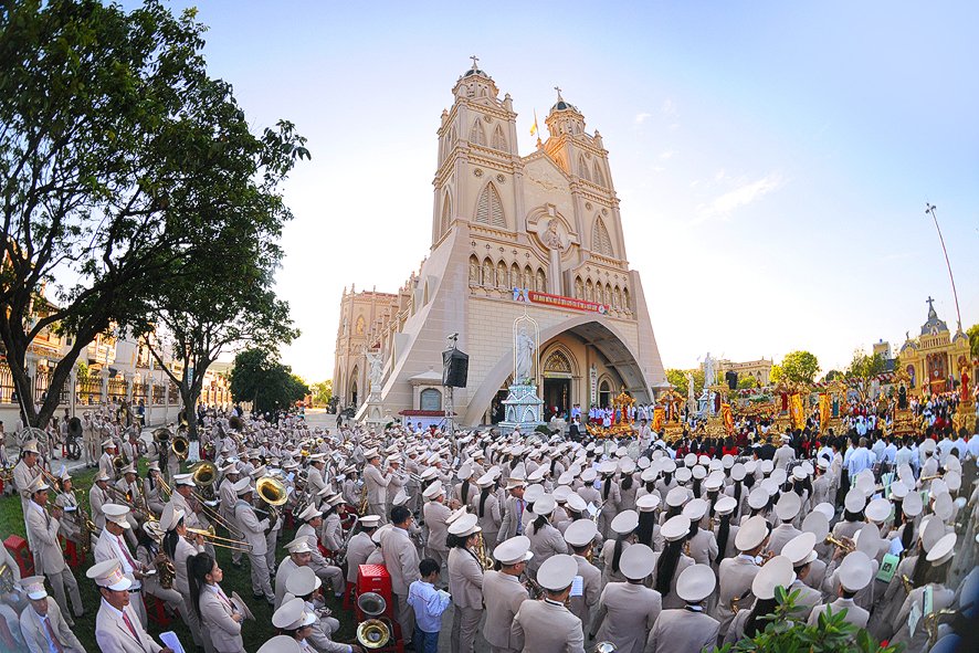 Read more about the article Giáo xứ Đại Đồng đón tuần chầu hồng phúc