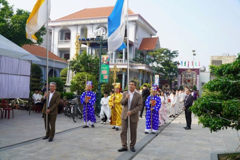 Giáo xứ Thánh Danh đón nhận tuần chầu như ý
