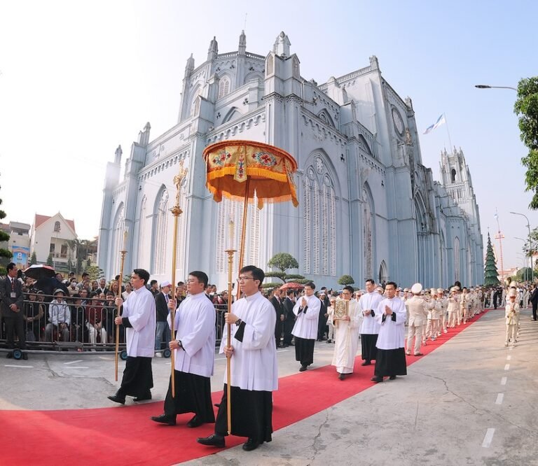 Ảnh đẹp lễ Đức Mẹ Vô Nhiễm