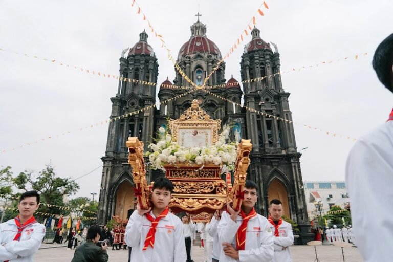 Giáo xứ Trại Đáy: Lễ tạ ơn mừng sắc và quan thầy