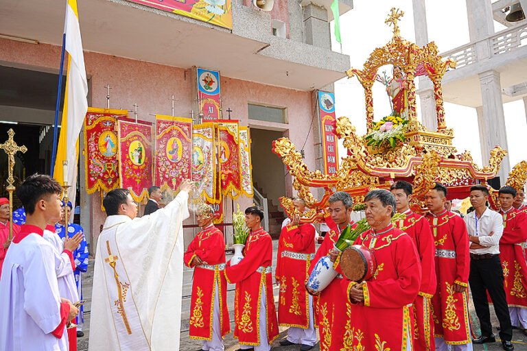 Gx. Thanh Thủy đón sắc thành lập