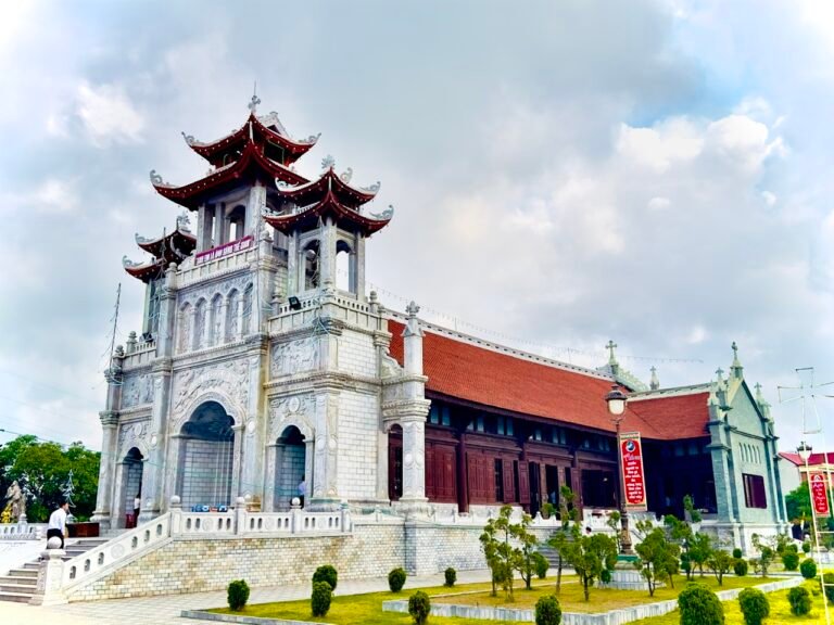 Tây Mỹ, Ninh Mỹ, đón quý chức Giáo hạt Tứ Trùng về tĩnh tâm trong dịp tuần chầu