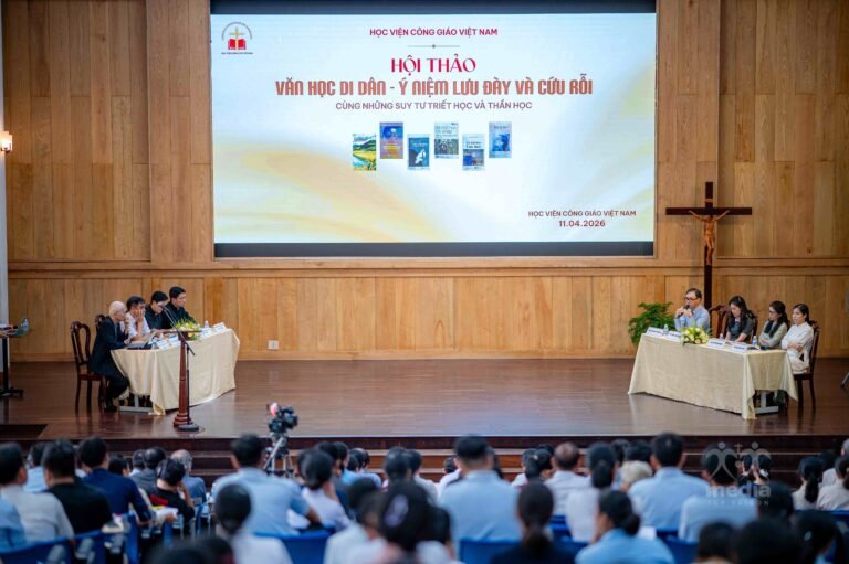 Hội thảo khoa học: Văn chương, Văn học Di dân, Ý niệm lưu đày và Cứu rỗi