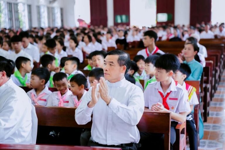 Gx. Xuân Hòa rạng rỡ ngày lễ Chúa Chiên Lành