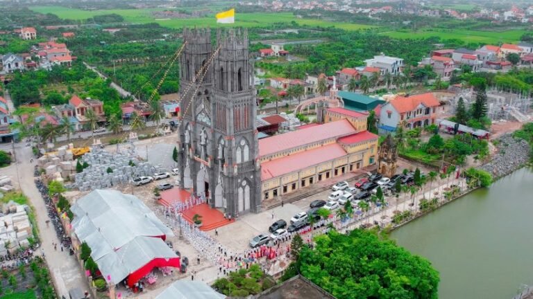 Thánh lễ Mở tay của cha Đaminh Phạm Ngọc Huấn
