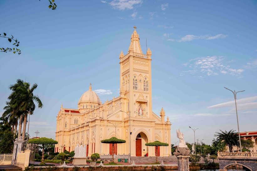 Read more about the article 17 Cha kỉ niệm 1 năm chịu Chức Linh mục